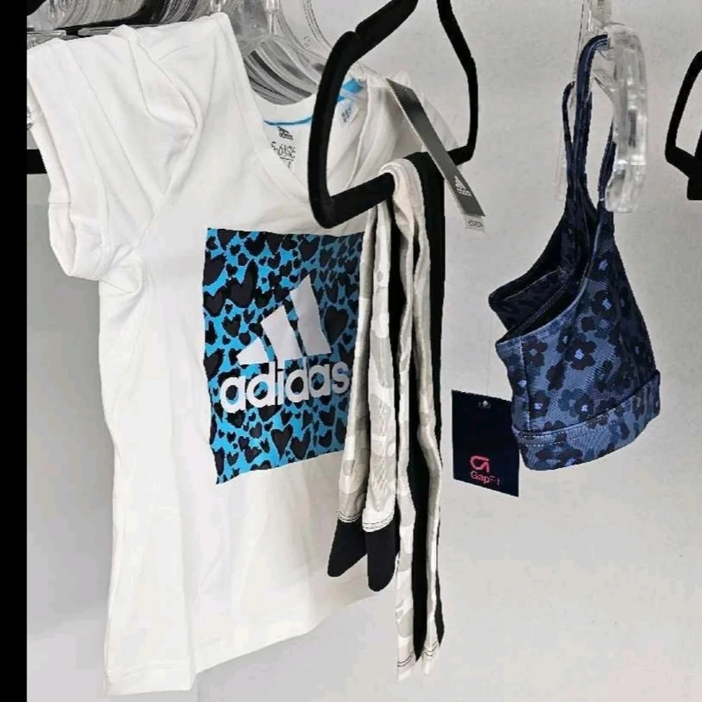 Girls 4-6 NWT items x3 Puma, Adidas, Gap